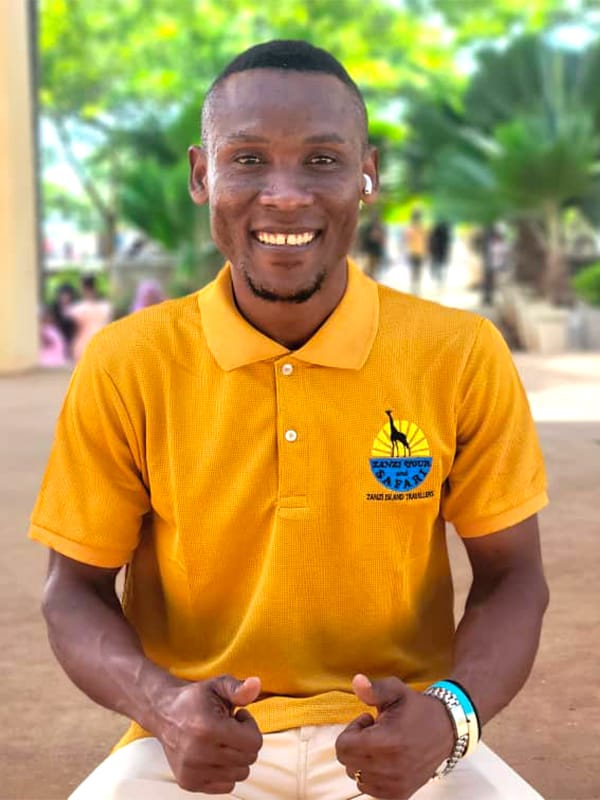 Khalid, Zanzi Tour and safari guide